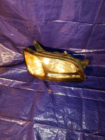 2001 Subaru Outback Headlight